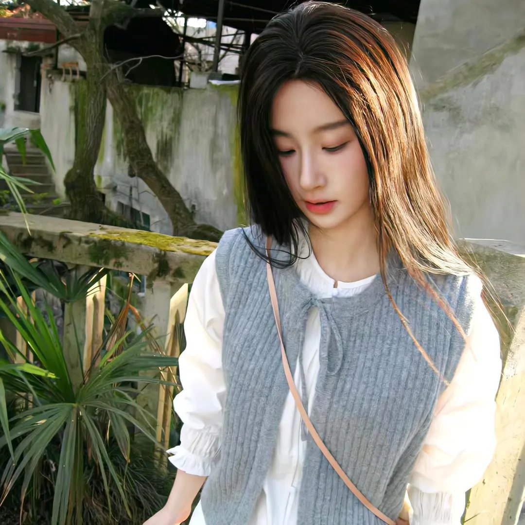 阿罗有枝彩色笔