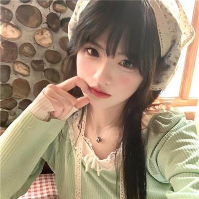 她不当女主很多年